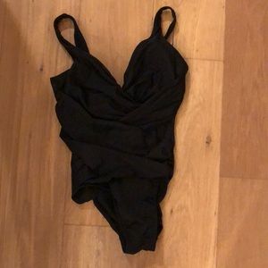 SALE!!! Black maternity bathing suit like new